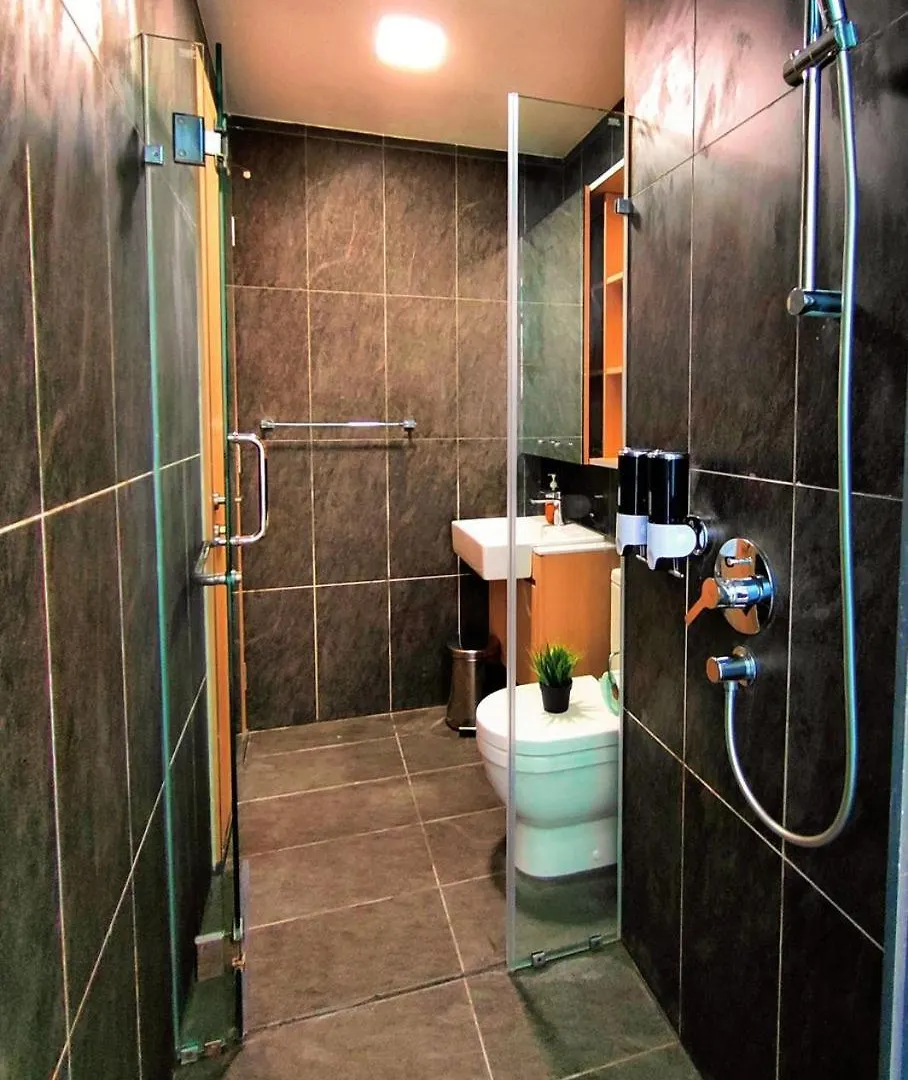 Penthouse Sky Jacuzzi At Klcc Apartment Kuala Lumpur